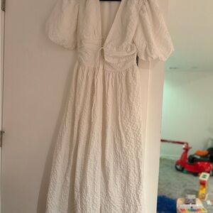 Abercrombie & Fitch White Puff Sleeve Dress